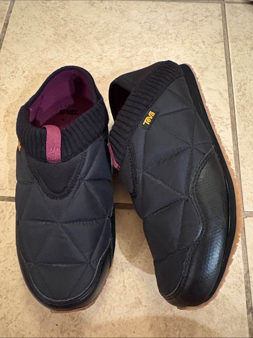 Teva Women's Ember Moc Slippers size 8